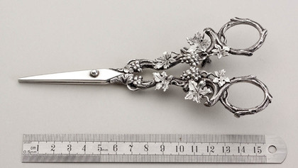 Antique Dutch Cast Silver Grape Scissors - Jilles Limburg
