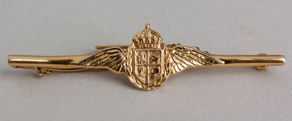 Royal South African Air Force Gold Sweetheart brooch - WW II