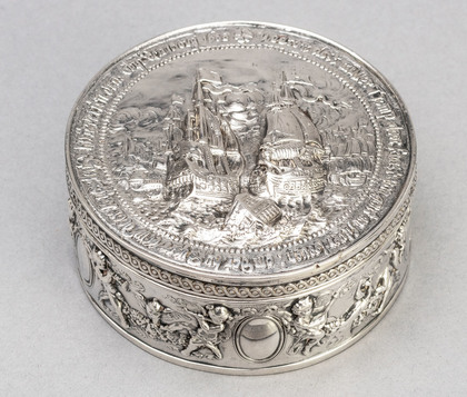 Hanau Silver Circular Box - Admiral Tromp Battle of Texel