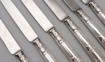 Georgian Irish Silver Knife Set (12, 6 Table knives, 6 Dessert Knives) - James Les Bas, West Retailer, Hamilton Family Crest