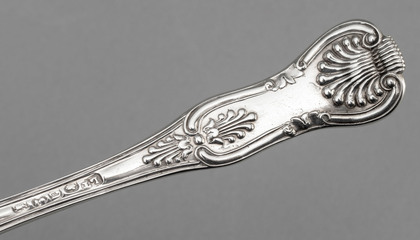 Cape Silver Kings Pattern Dessert Spoon - Lawrence Twentyman