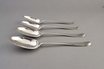 Scottish Georgian Silver Hanoverian Tablespoons (Set of 4) - Clayhills-Henderson Family Crest