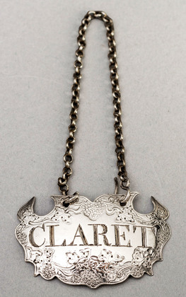 Early Georgian Silver Flat Chased Escutcheon Wine Label CLARET - Louis Hamon