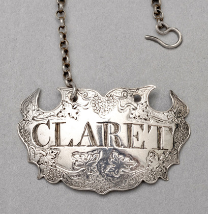 Early Georgian Silver Flat Chased Escutcheon Wine Label CLARET - Louis Hamon